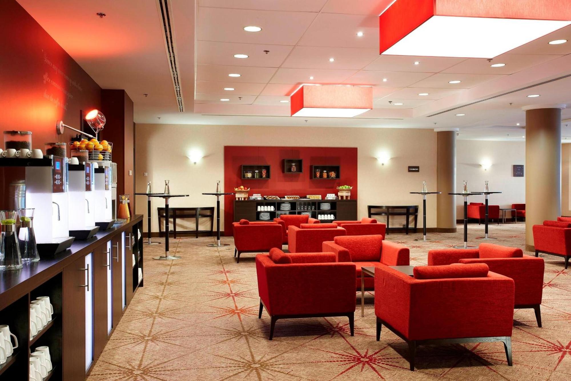 Courtyard By Marriott Brussels Hotel Diegem Exterior photo