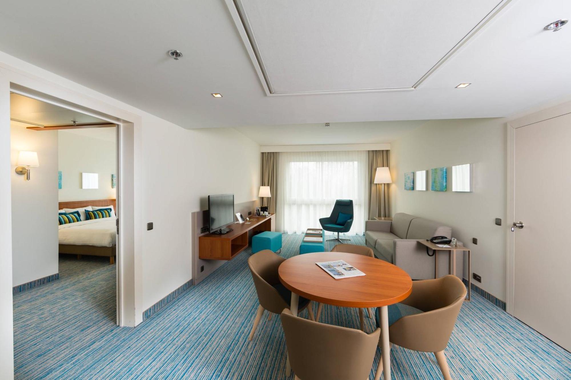 Courtyard By Marriott Brussels Hotel Diegem Exterior photo